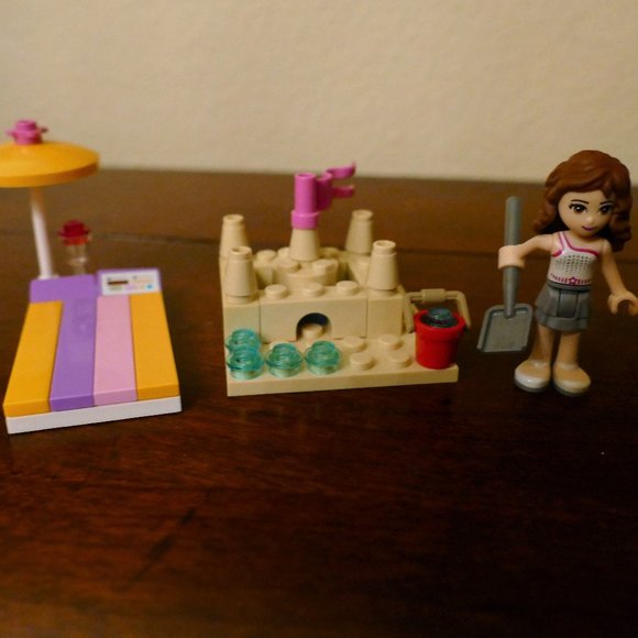 LEGO Friends Olivia's Speedboat (3937) - Picture 5 of 7